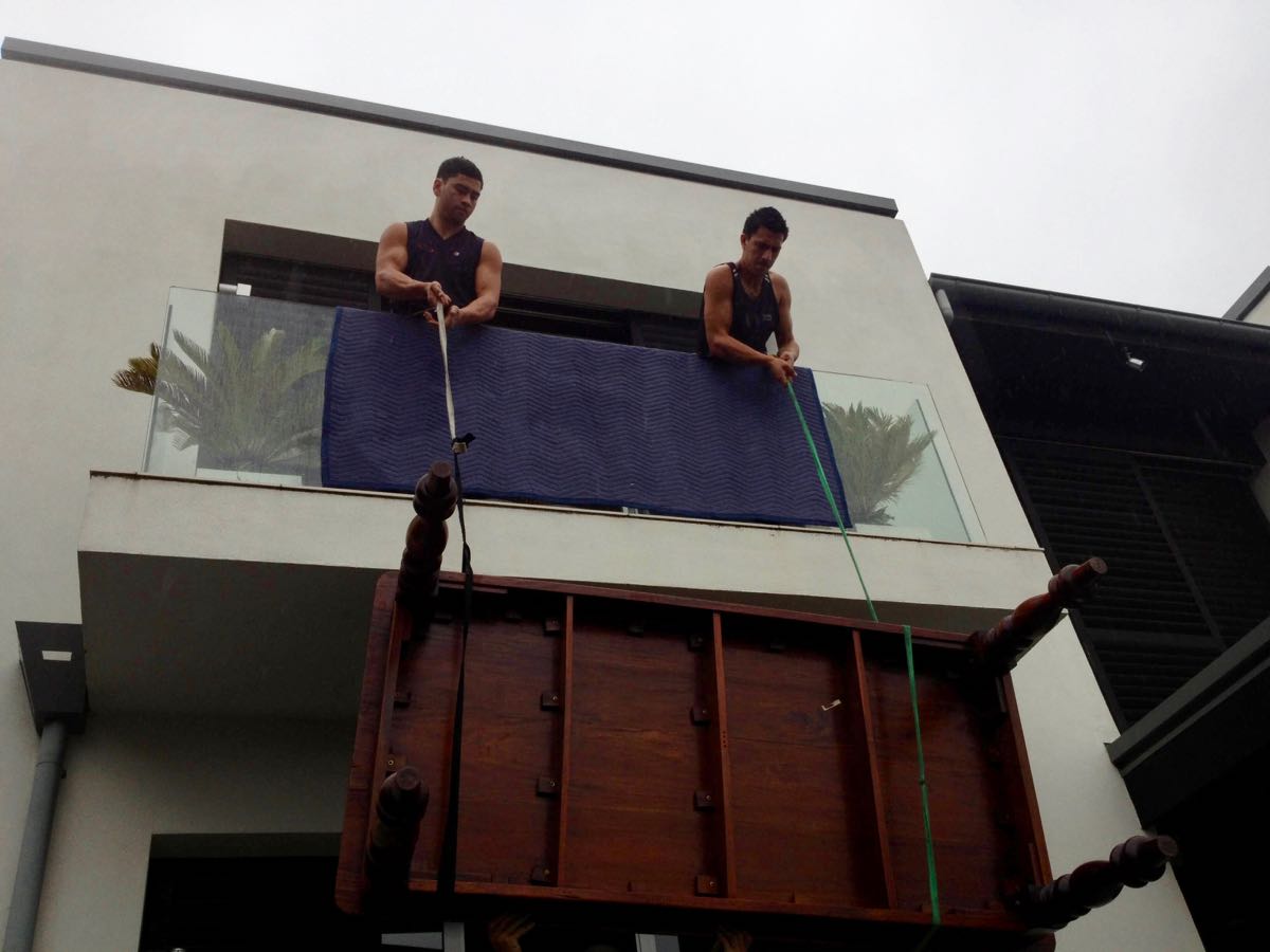 Single-Item-Furniture-Movers-1 Single Item Furniture Movers